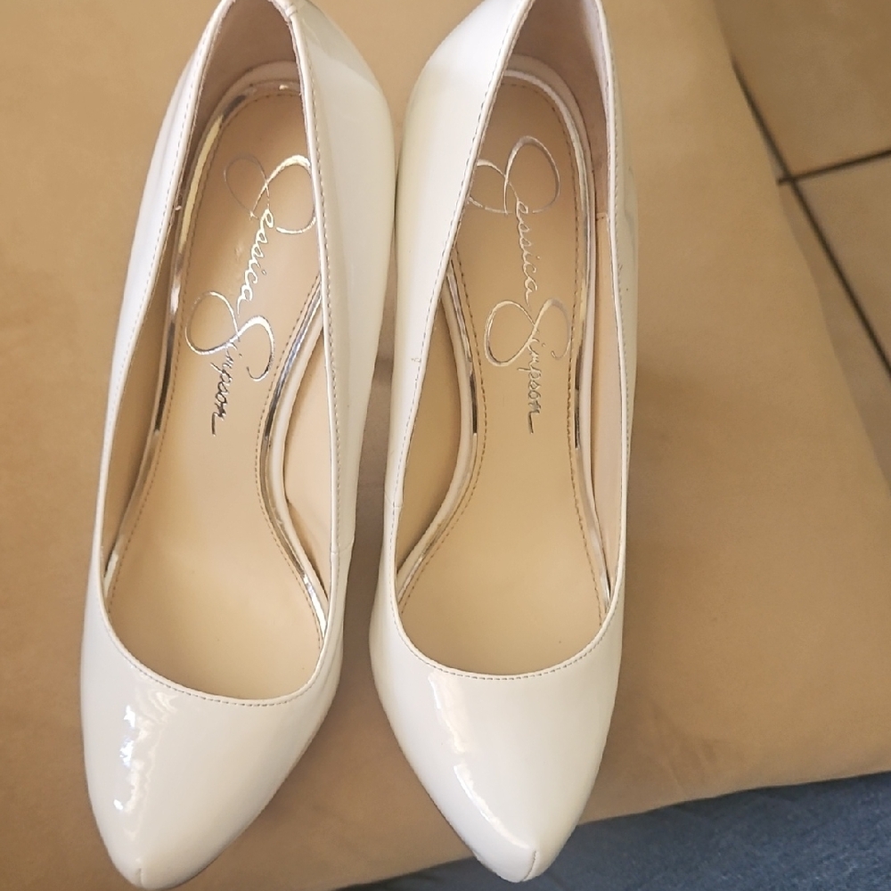 Jessica Simpson White Stiletto Heels Classic Pumps